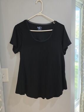 Shebird Short Sleeve Tee